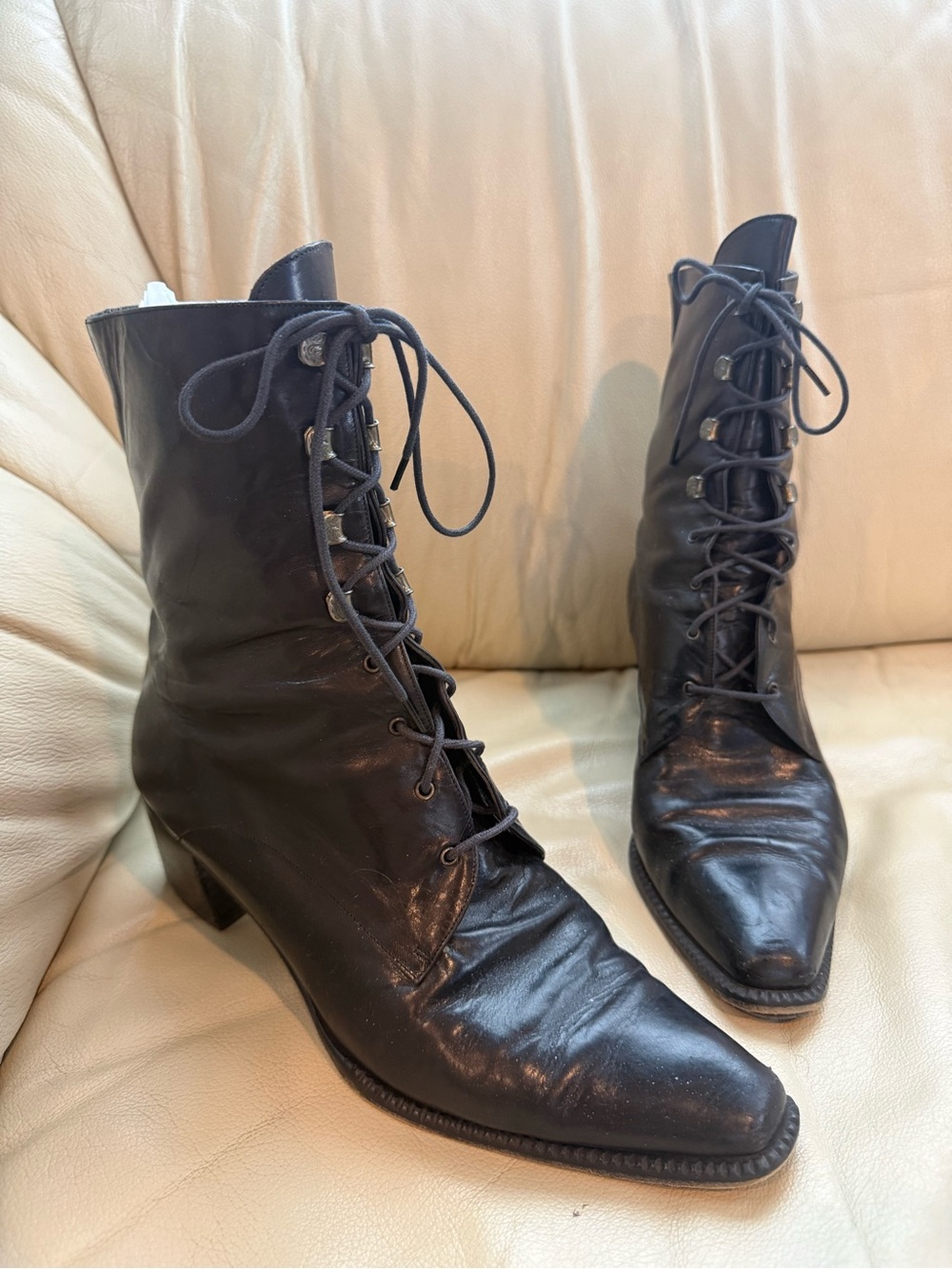 Vintage Paloma Italy Black Leather Lace Up Boots Square Toe Block Heel 8.5/9
